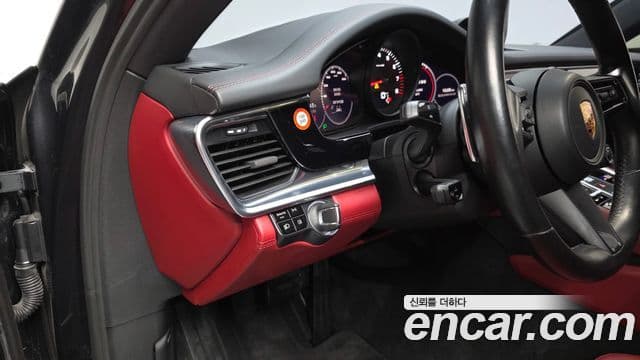 Porsche Panamera (971), 2021 13