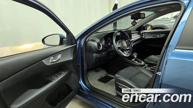 Kia The / новый New K3 2세대 Prestige, 2022 10