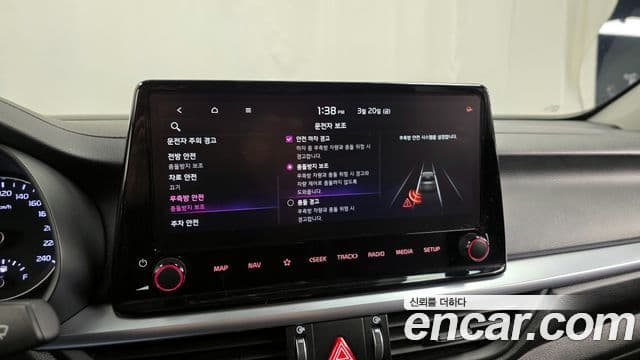 Kia The / новый New K3 2세대 Prestige, 2022 16