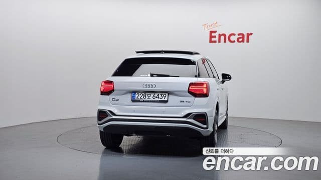 Audi Q2 Premium, 2023 4