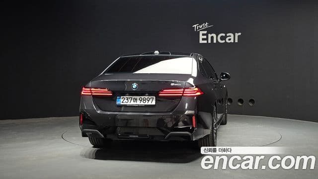 BMW 5시리즈 (G60) 520i M Sport, 2025 4