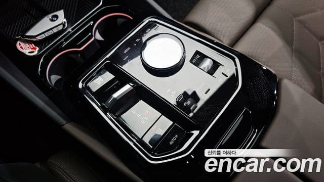 BMW 5시리즈 (G60) 520i M Sport, 2025 9