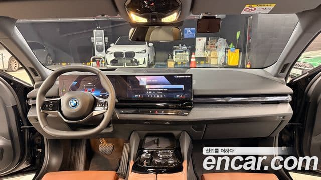 BMW 5시리즈 (G60), 2025 7