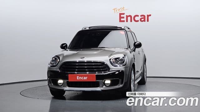 Mini Cooper Countryman 2세대, 2019 3