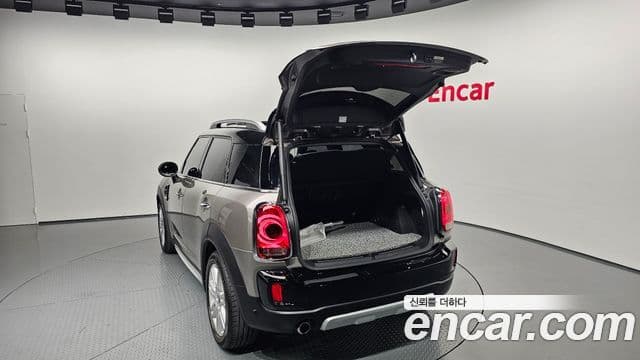 Mini Cooper Countryman 2세대, 2019 20