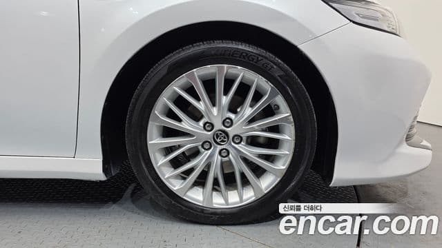 Toyota 캠리 (XV70), 2018 все фото