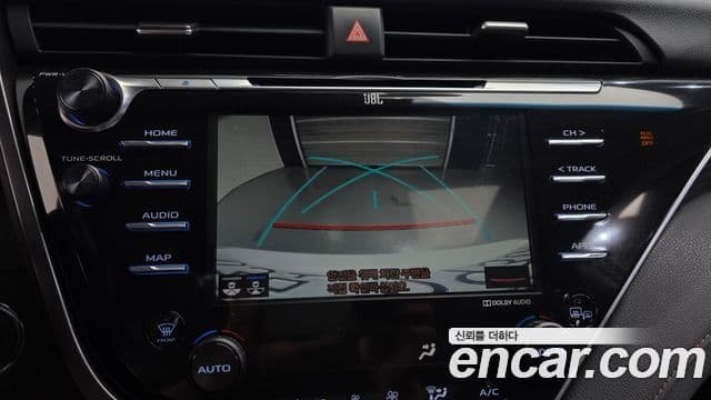 Toyota 캠리 (XV70), 2018 16