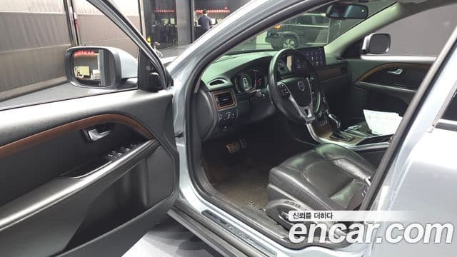 Volvo XC70 3세대, 2014 10