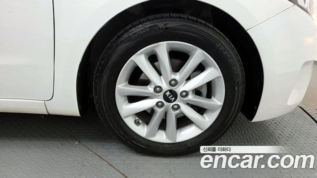 Kia The / новый New K3 Trendy, 2017 все фото