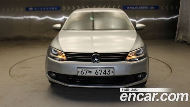 Volkswagen New Jetta 6세대, 2014 3