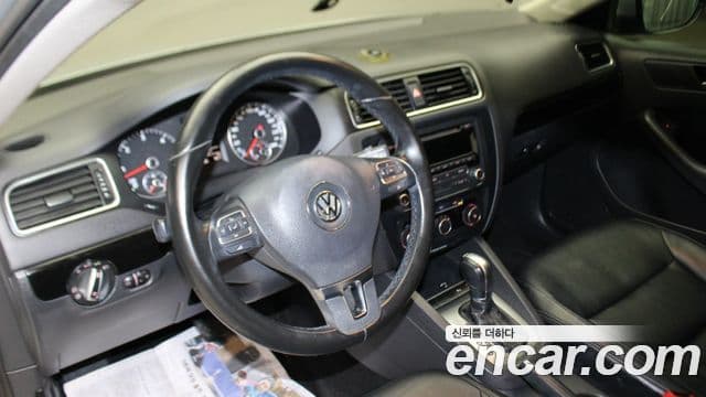 Volkswagen New Jetta 6세대, 2014 7