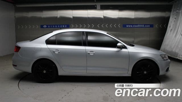 Volkswagen New Jetta 6세대, 2014 17