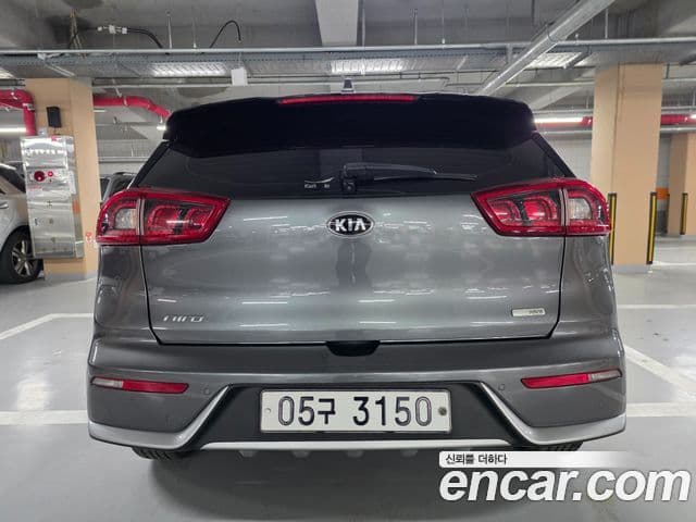 Kia Niro Prestige, 2018 2