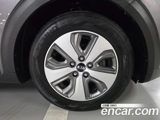 Kia Niro Prestige, 2018 все фото