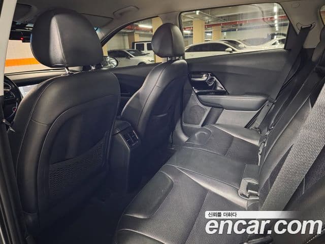 Kia Niro Prestige, 2018 12