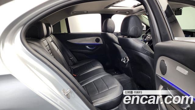 Mercedes-Benz E-класс W213 Avantgarde, 2017 12