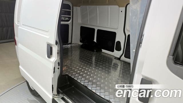 동풍소콘 C35 EV 2-seater, 2022 12