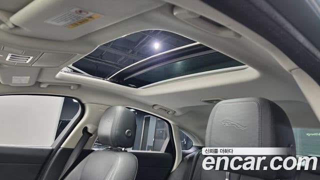 Jaguar XF (X260) 25t Portfolio, 2018 19