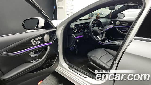 Mercedes-Benz E-класс W213 AMG Line, 2022 10