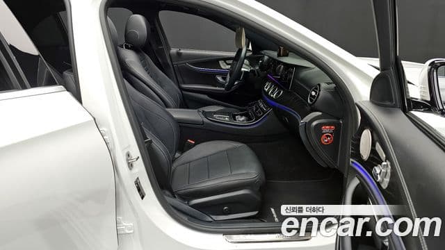 Mercedes-Benz E-класс W213 AMG Line, 2022 11