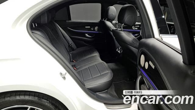 Mercedes-Benz E-класс W213 AMG Line, 2022 12