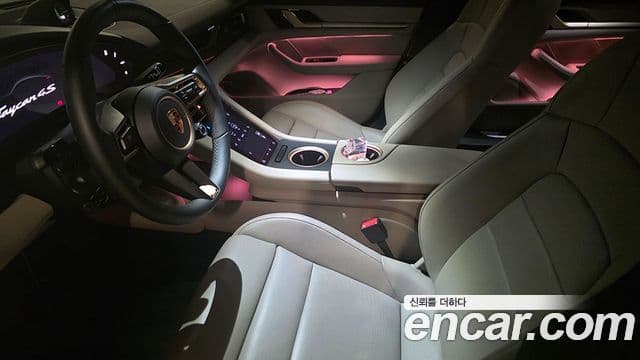 Porsche 타이칸 4S, 2025 7