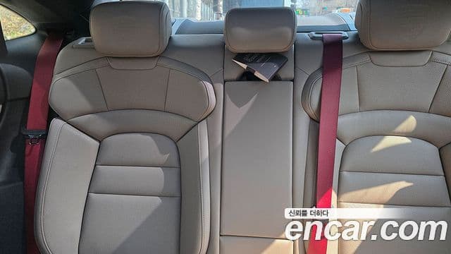 Porsche 타이칸 4S, 2025 9