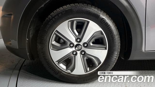 Kia Niro Prestige, 2017 все фото