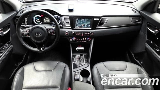 Kia Niro Prestige, 2017 7