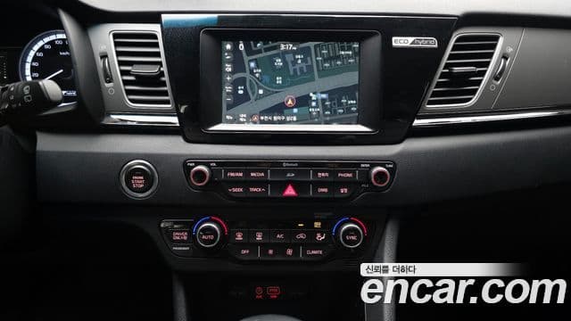 Kia Niro Prestige, 2017 15