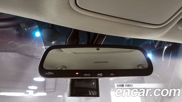 Kia Niro Prestige, 2017 18