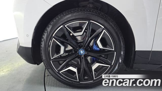 BMW iX xDrive50 Sport Plus, 2022 все фото