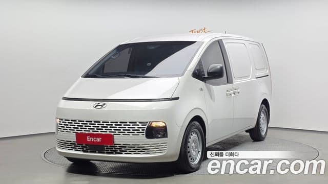 Hyundai Staria Smart, 2022 1