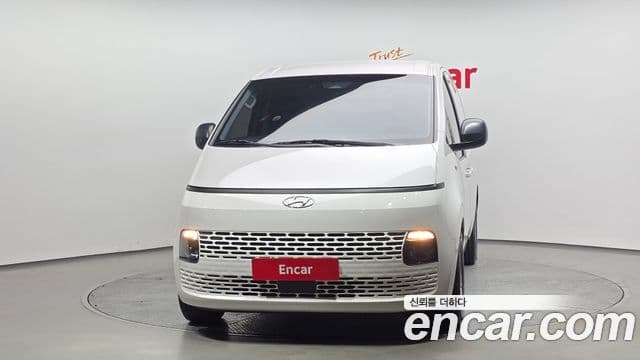 Hyundai Staria Smart, 2022 3