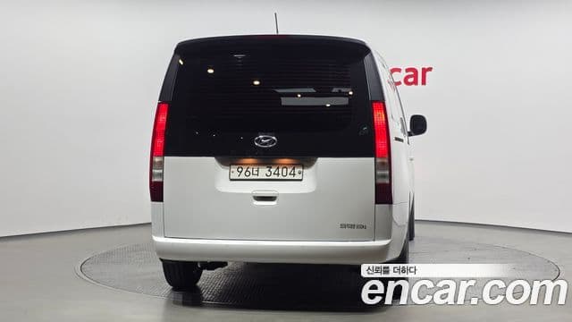 Hyundai Staria Smart, 2022 4