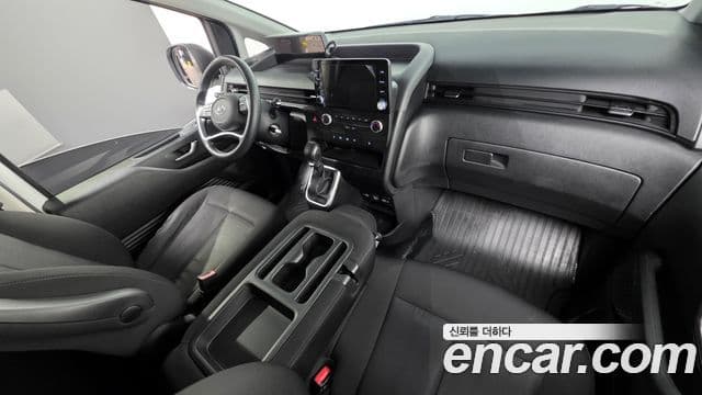 Hyundai Staria Smart, 2022 7