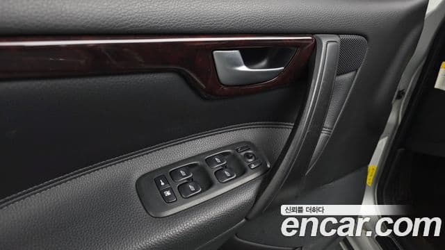 Volvo S60 1세대, 2008 17