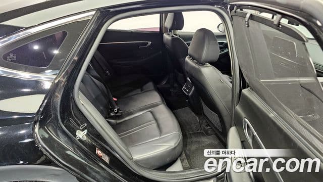 Hyundai Sonata (DN8) Premium Family, 2020 12