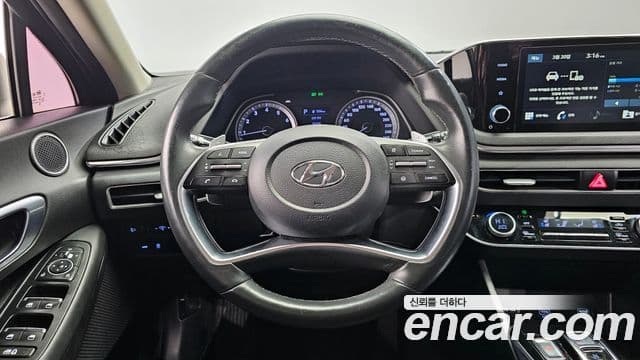 Hyundai Sonata (DN8) Premium Family, 2020 13