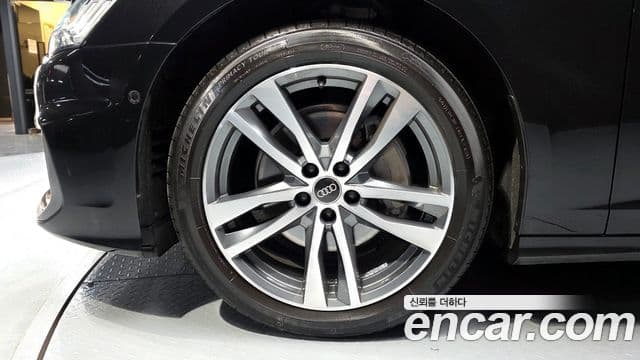 Audi A6 (C8) Premium, 2023 все фото