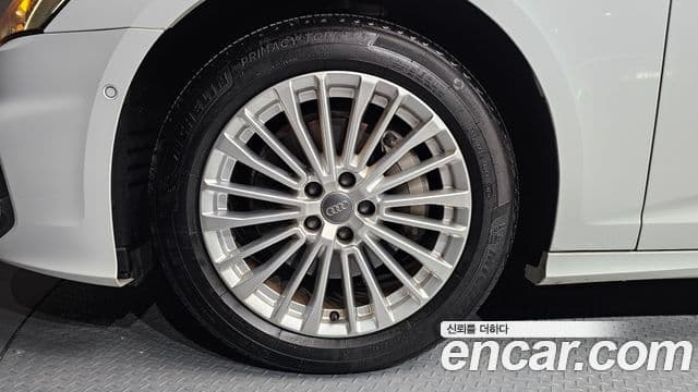 Audi A6 (C8) Premium, 2020 все фото