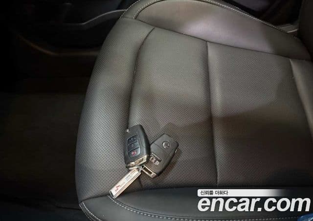 KG모빌리티(SsangYong) Torres T5, 2024 9