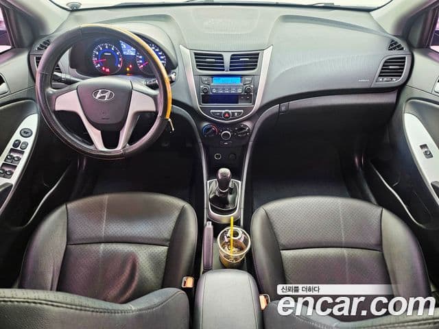 Hyundai Accent(новый кузов / новое поколение) 1.4 VVT Smart, 2014 7