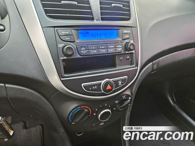 Hyundai Accent(новый кузов / новое поколение) 1.4 VVT Smart, 2014 12
