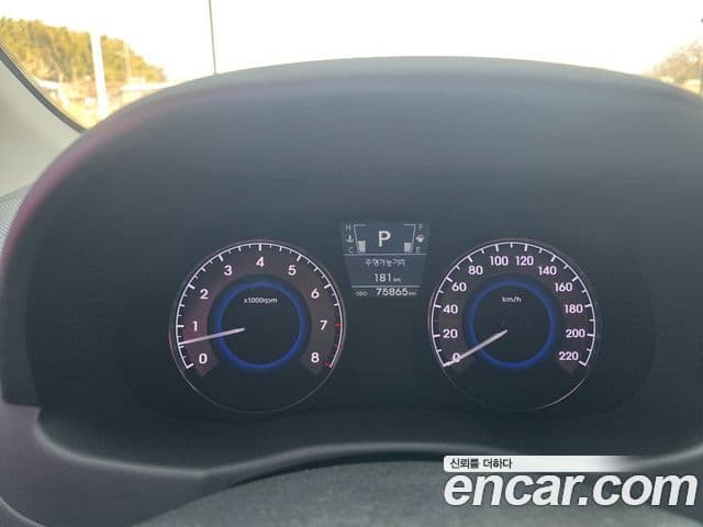 Hyundai Accent(новый кузов / новое поколение) 1.6 GDI top, 2013 11