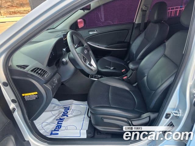 Hyundai Accent(новый кузов / новое поколение) 1.6 GDI top, 2013 13