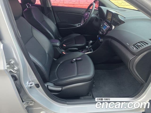 Hyundai Accent(новый кузов / новое поколение) 1.6 GDI top, 2013 14