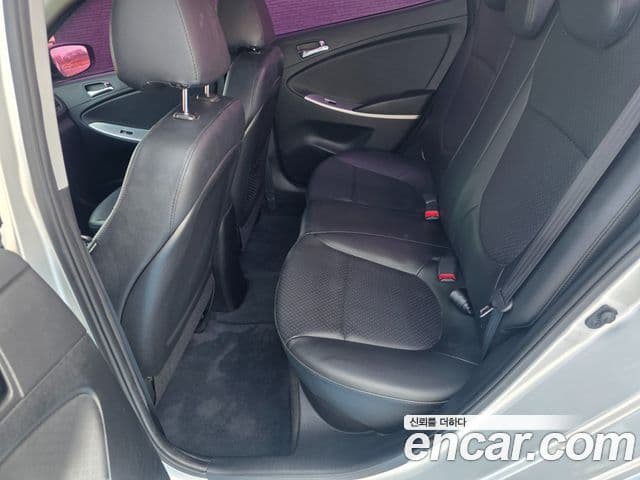 Hyundai Accent(новый кузов / новое поколение) 1.6 GDI top, 2013 15