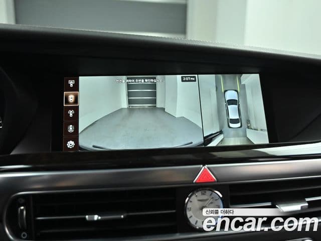 Genesis G90 Premium Luxury, 2019 15