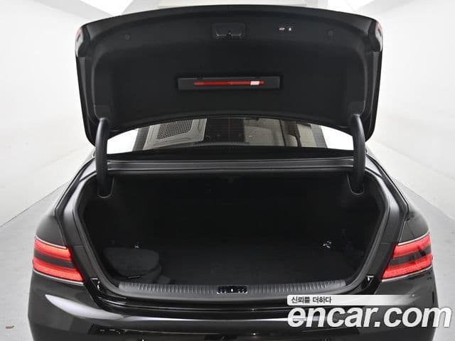 Genesis G90 Premium Luxury, 2019 19